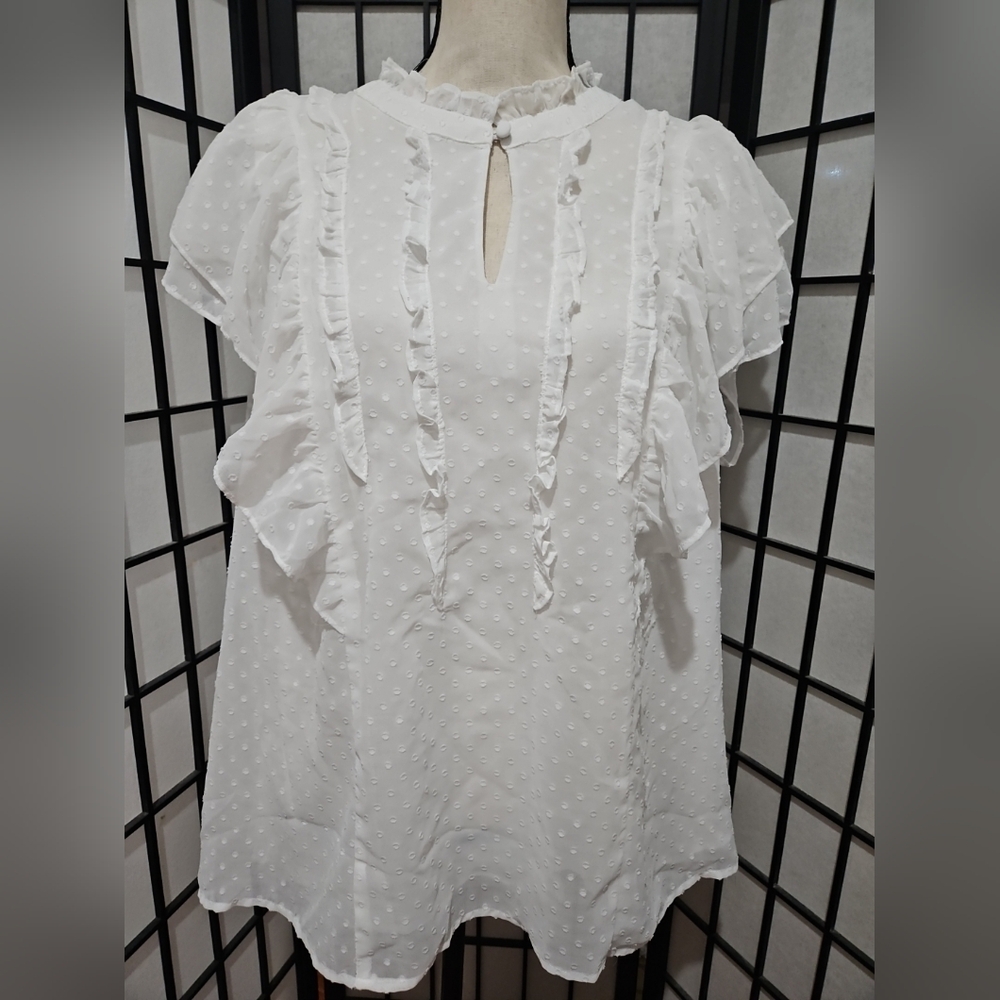 TORRID SIZE 2 (2X)  White  Flutter Sleeve Ruffel  Front Layered Blouse